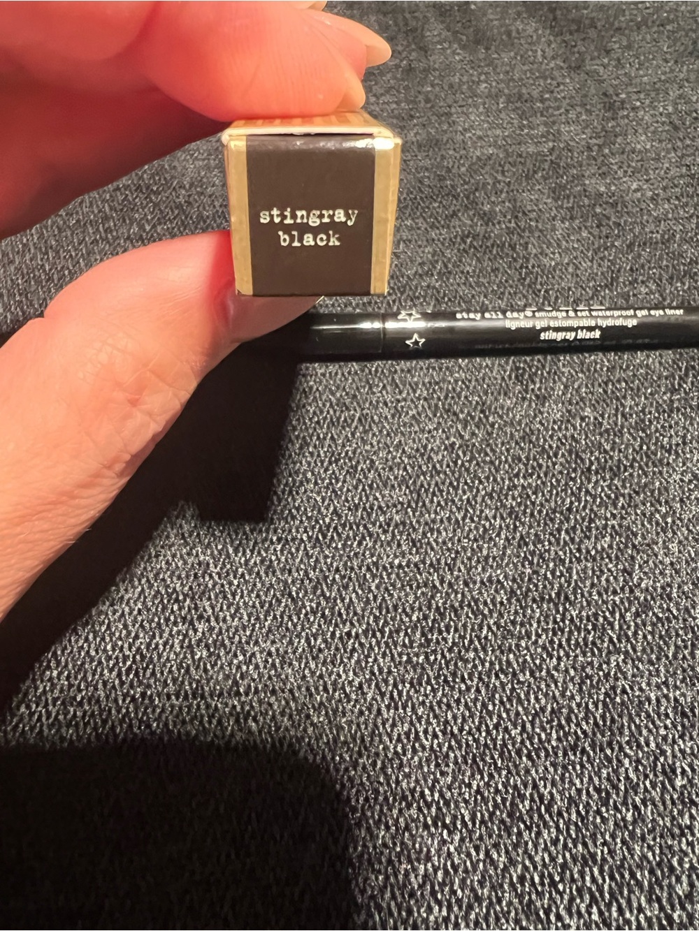 🎉SALE Stila Stingray Black Waterproof Gel Eyeliner - Picture 6 of 9